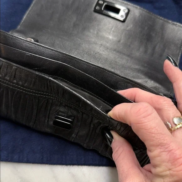 Prada Black Leather Gaurfre Pleat Wallet - Picture 5 of 14